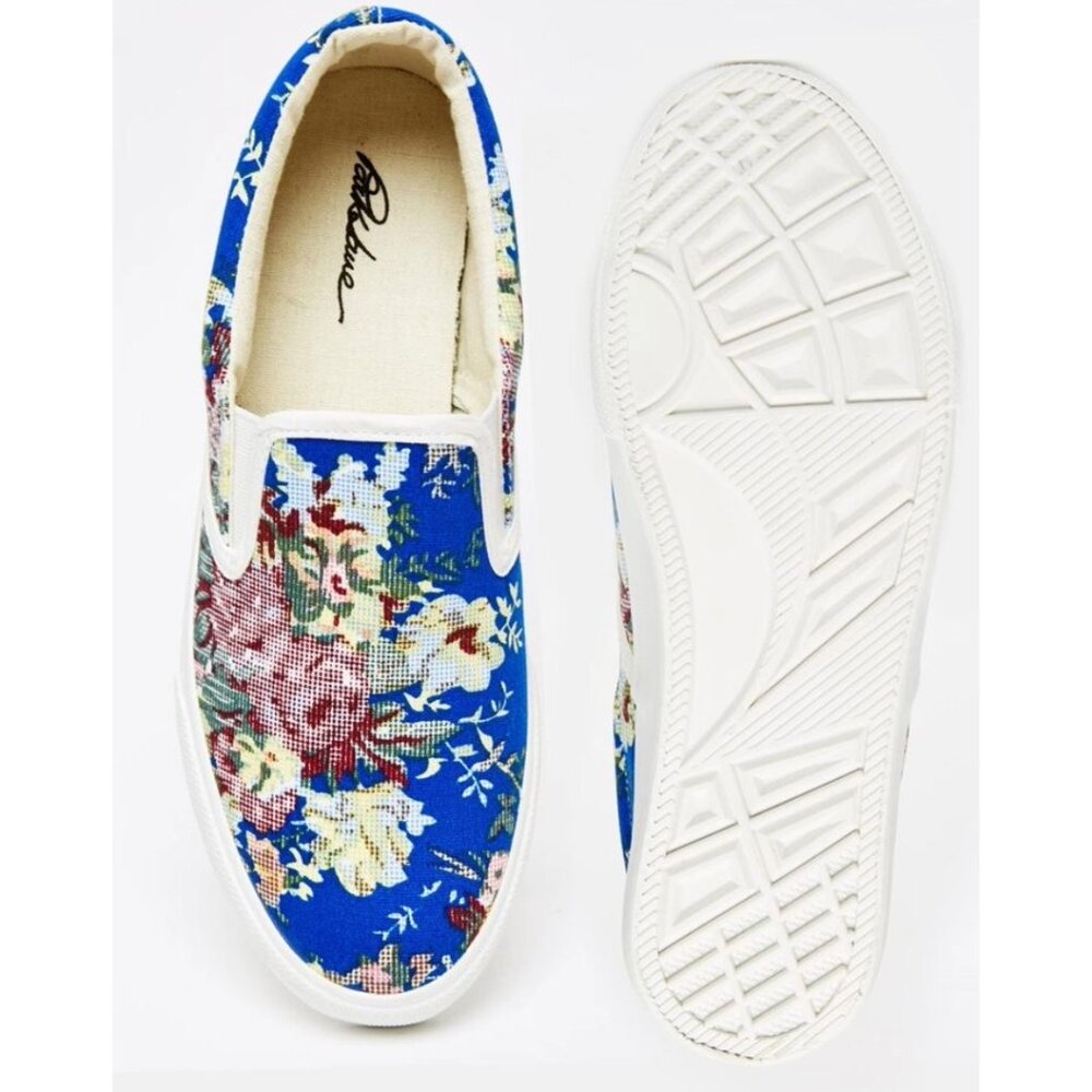 NWOB Asos/Park Lane Women's Blue Crochet Print Floral Slip-on Sneakers Sz 6